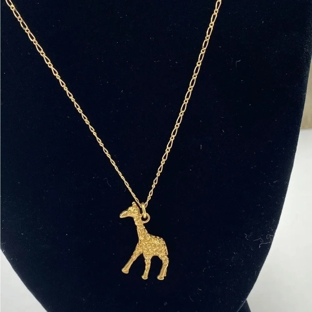 J. CREW Gold Tone Giraffe Animal Pendant Necklace 28